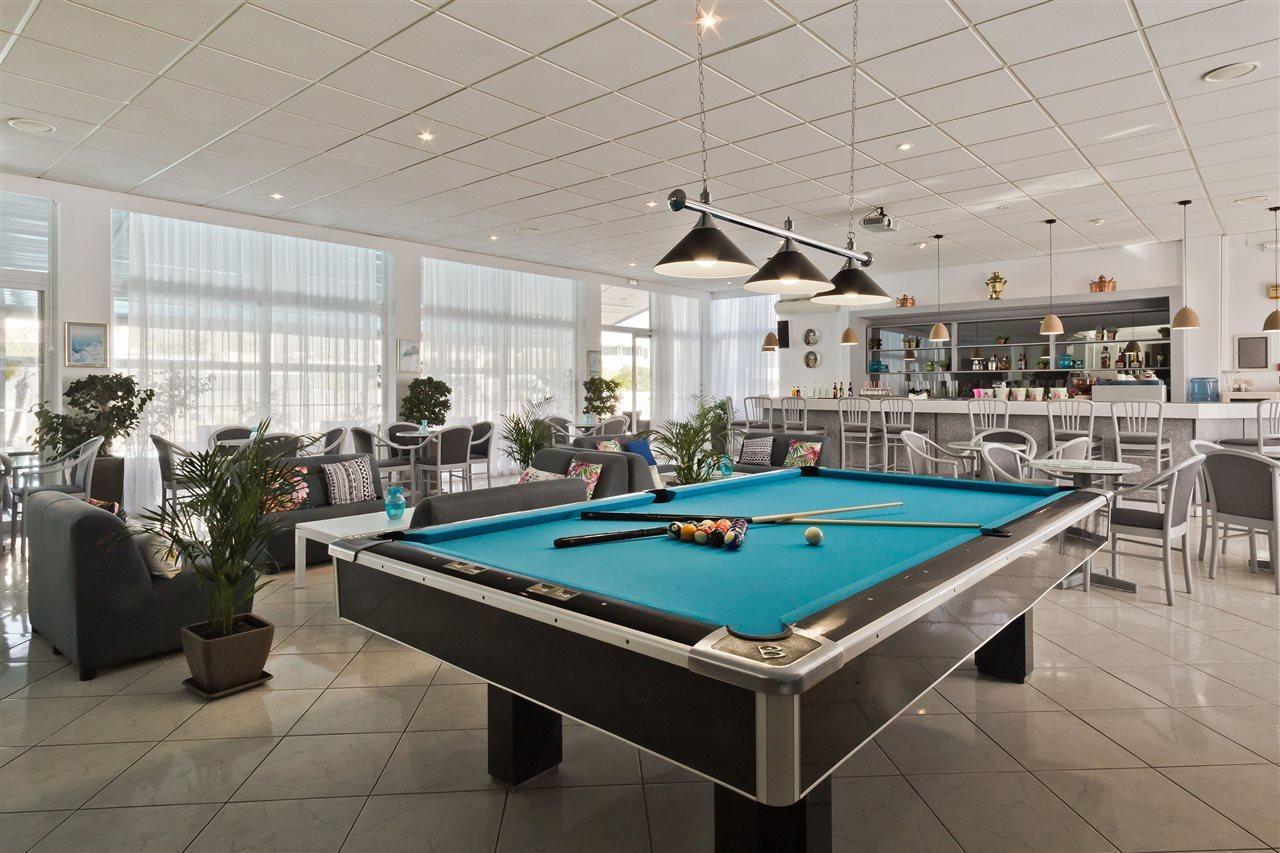 קרפאטוס Miramare Bay Hotel מראה חיצוני תמונה