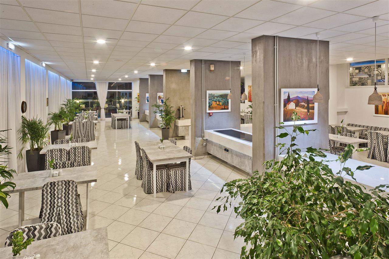 קרפאטוס Miramare Bay Hotel מראה חיצוני תמונה