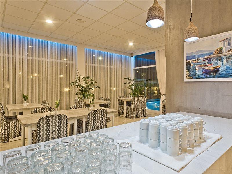 קרפאטוס Miramare Bay Hotel מראה חיצוני תמונה