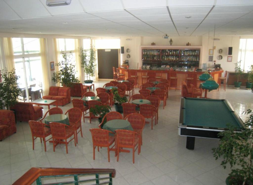 קרפאטוס Miramare Bay Hotel מראה חיצוני תמונה